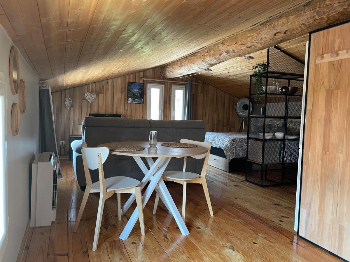 Sublime Studio De Caractere ,50 M2 Climatise . Montlaur-en-Diois Екстер'єр фото